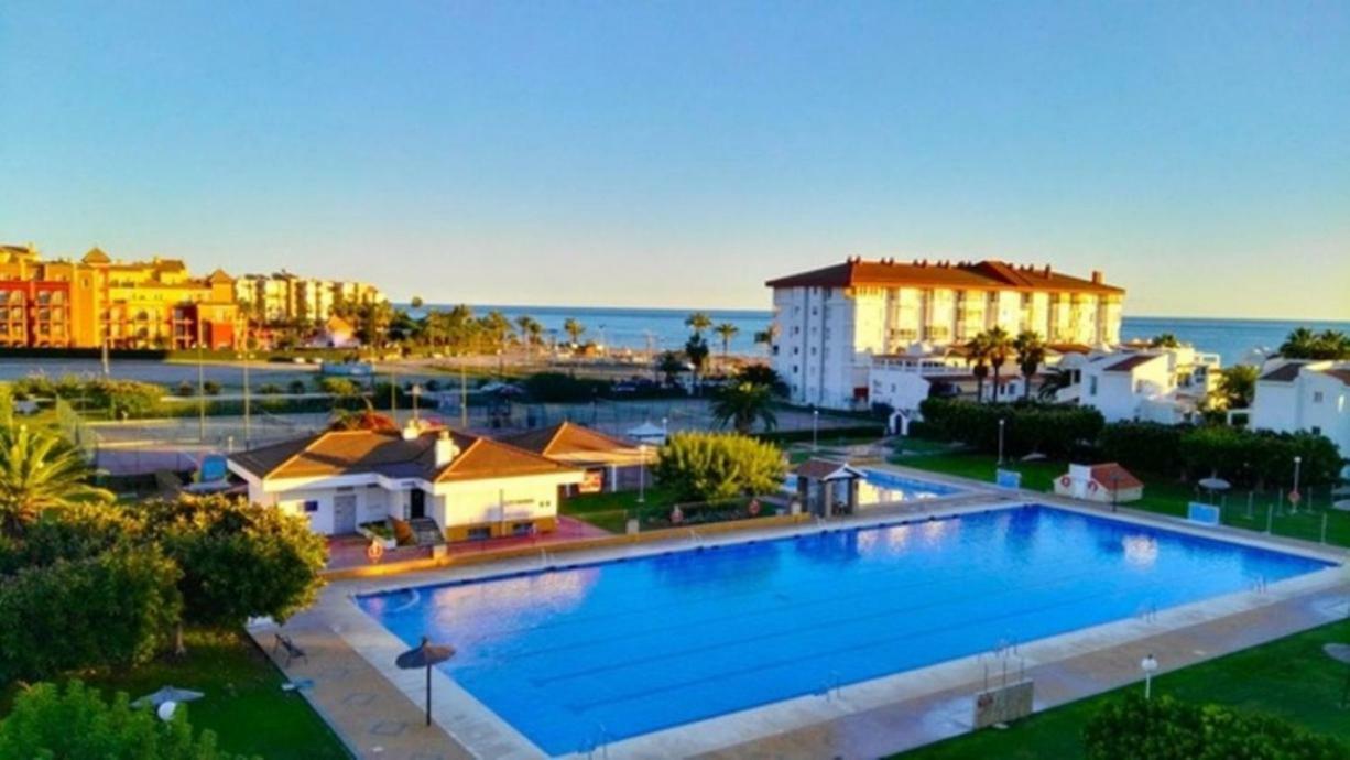 Apto. Urbanizacion Laguna Beach, 1ª Linea De Playa Torrox Luaran gambar