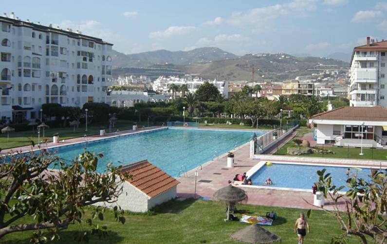 Apto. Urbanizacion Laguna Beach, 1ª Linea De Playa Torrox Luaran gambar